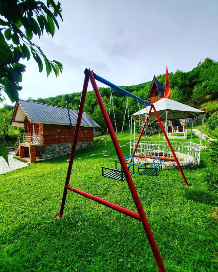 Lodge Vilat Pllumaj