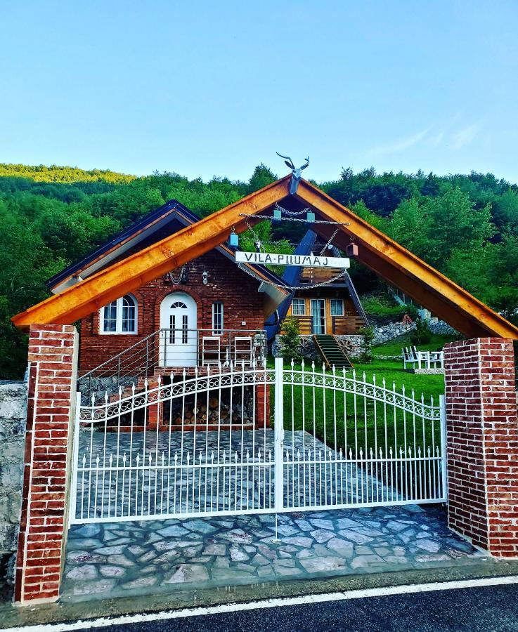 Vilat Pllumaj Lodge *
