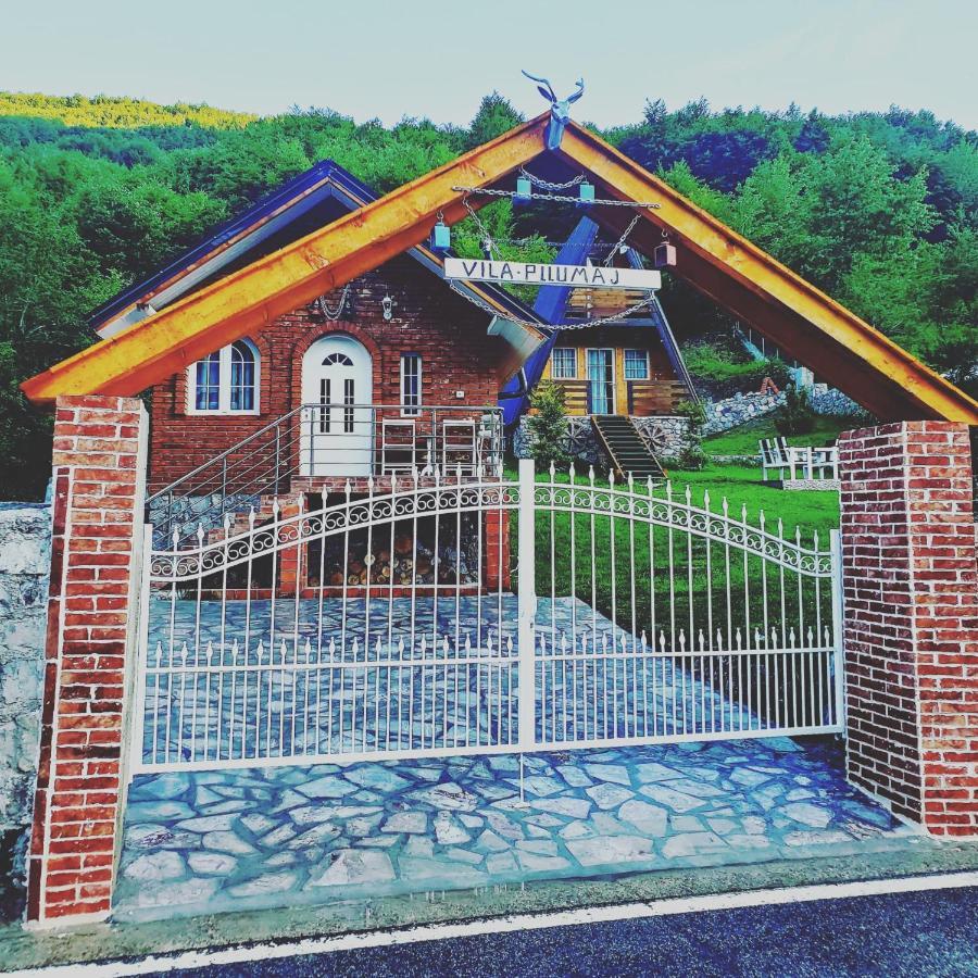 Lodge Vilat Pllumaj Gropat e Selces