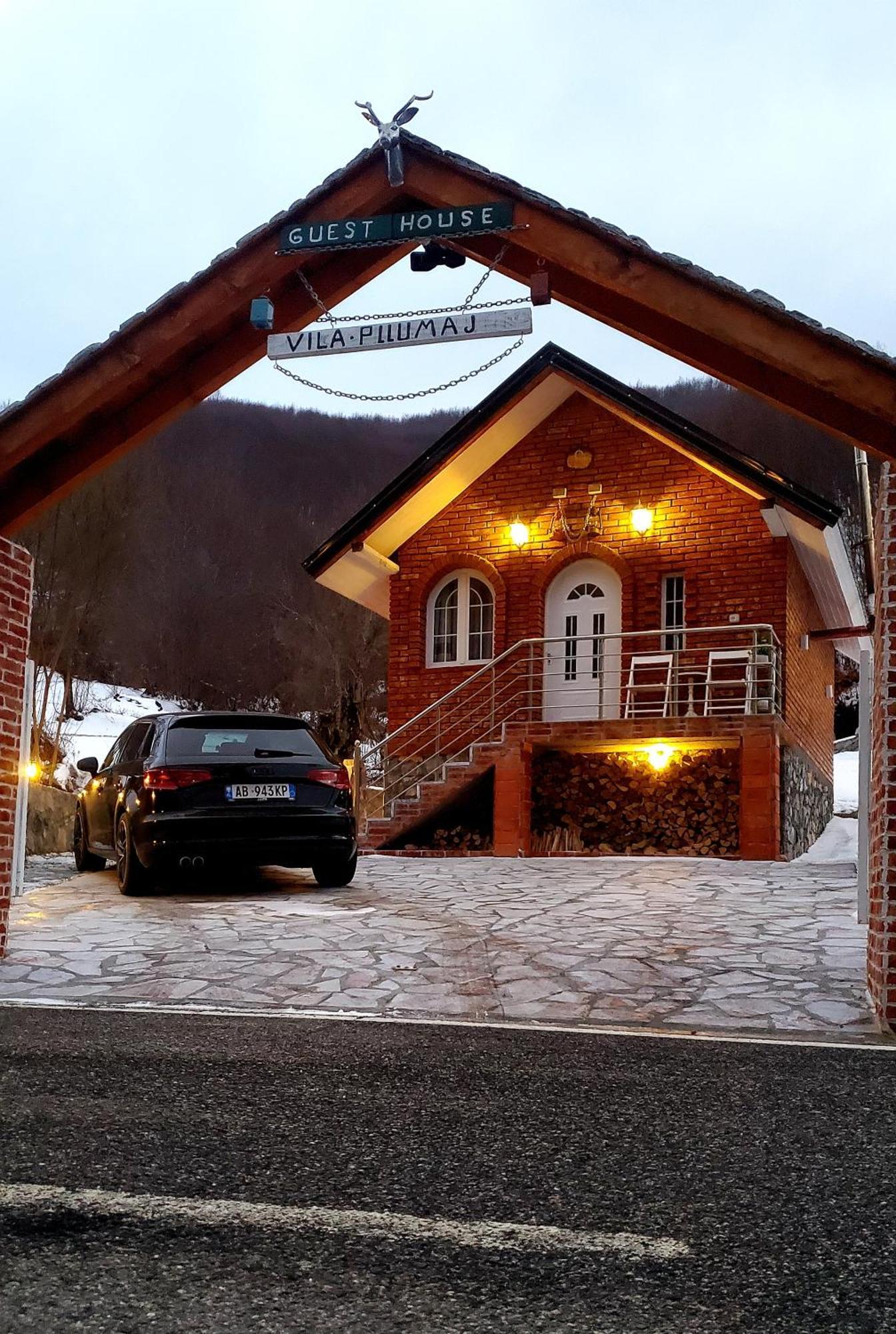 Vilat Pllumaj Gropat e Selces