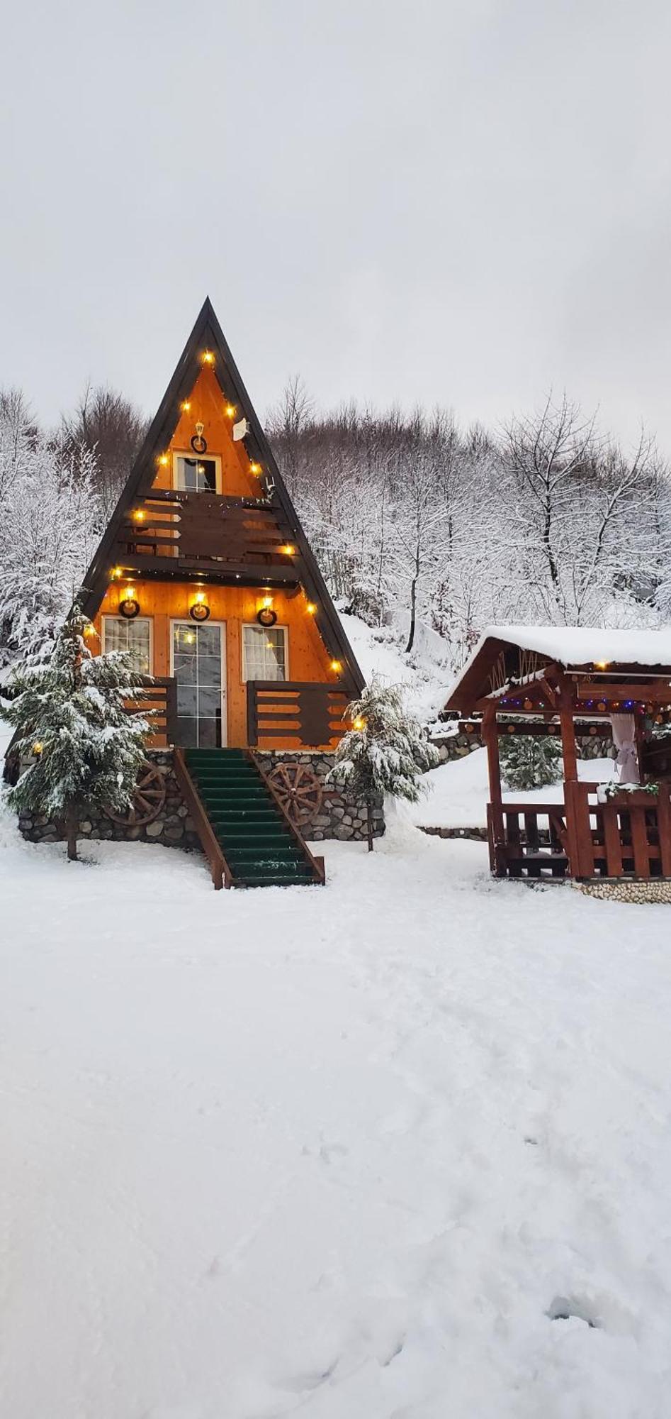 Lodge Vilat Pllumaj