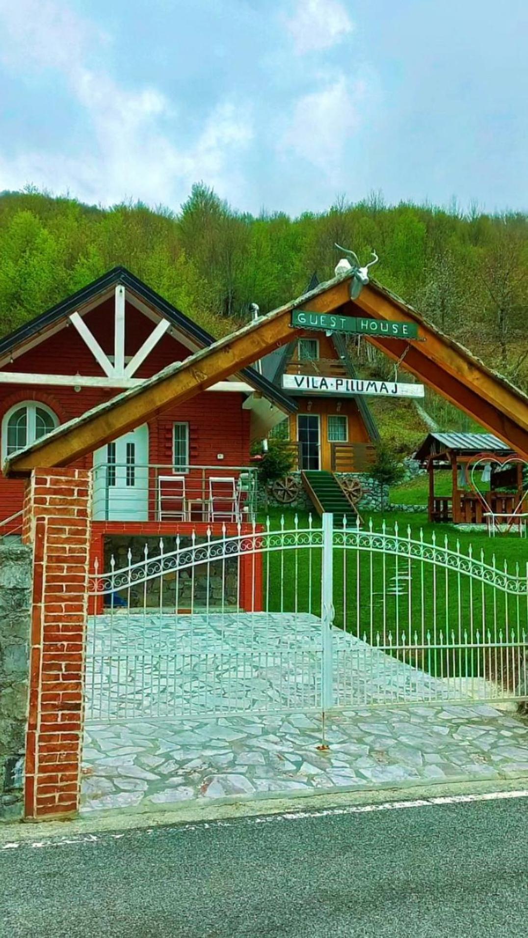 Vilat Pllumaj Lodge